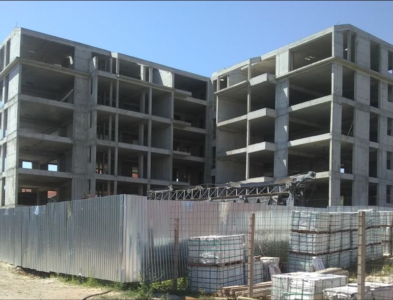 Stambeno naselje u Srbiji sa radmyx koncentratom i cemflex vb limovima